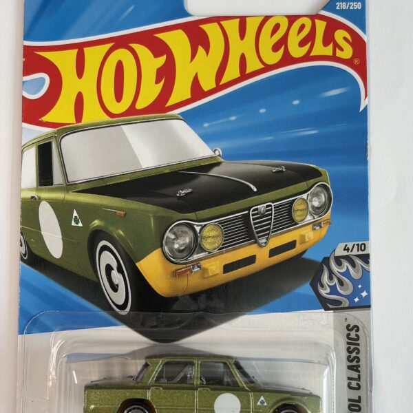 ALFA ROMEO GIULIA GREEN